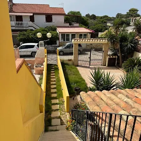 Sweet A Due Passi Dal Mare Holiday home Calasetta